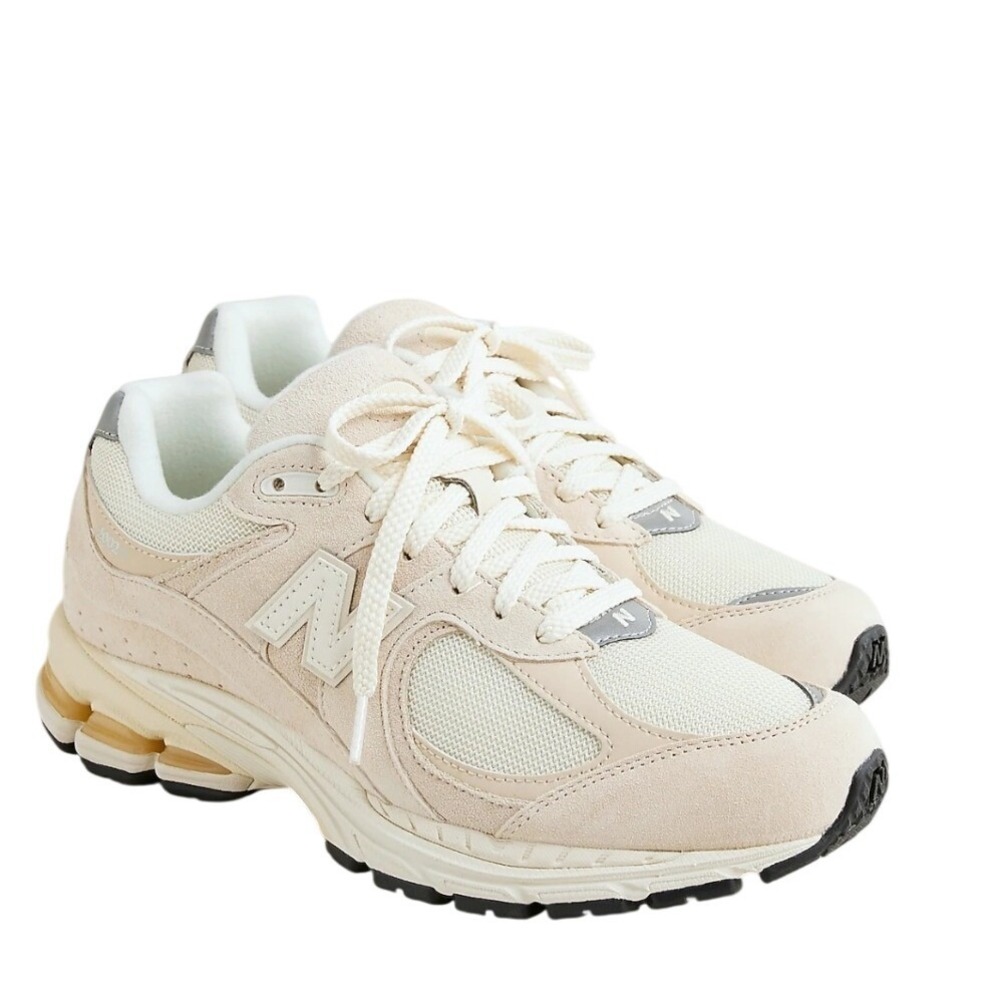 New Balance 2002R NWB M8 W9.5 Cream Bone Suede Mesh M2002RCC
